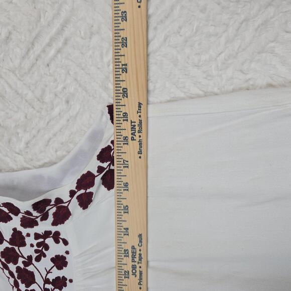Lucky Brand Hanna shift White Dress with Burgundy Floral Embroidery, Size M - Picture 8 of 9
